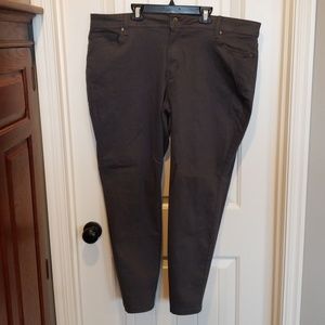 Gray skinny pants